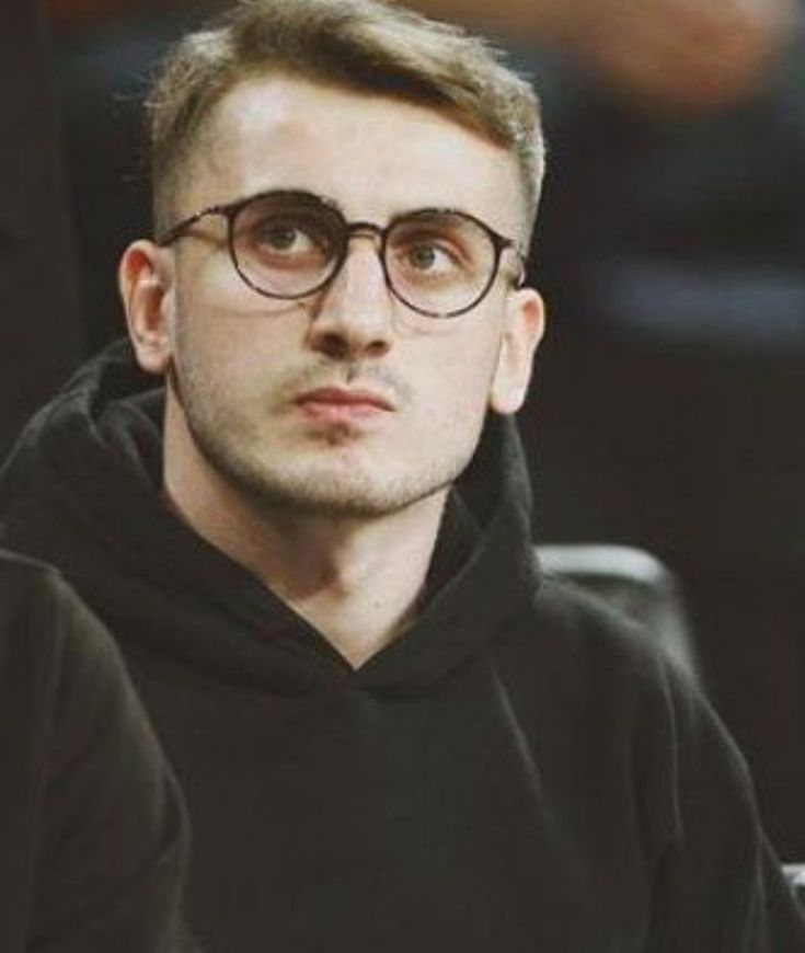 Kerem Aktürkoğlu İsmini Tescil Ettiriyor